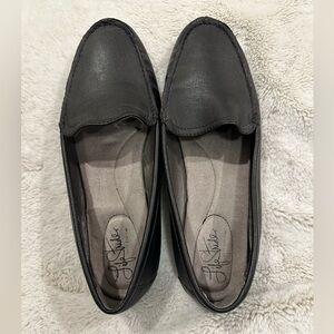 LifeStride Women’s Black Slip On Loafers Shoes US 10